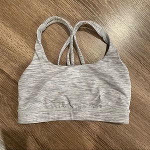 Lululemon sports bra